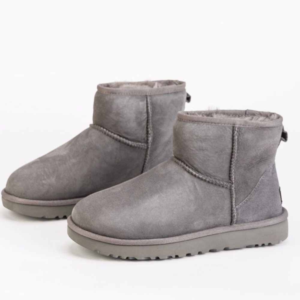 UGG mini gray ankle boot women size 9